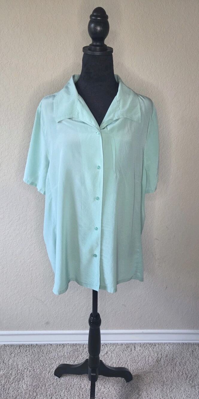 Jaclyn Smith Classic | Mint Green 100% Silk Button Front Blouse | Women’s 20W